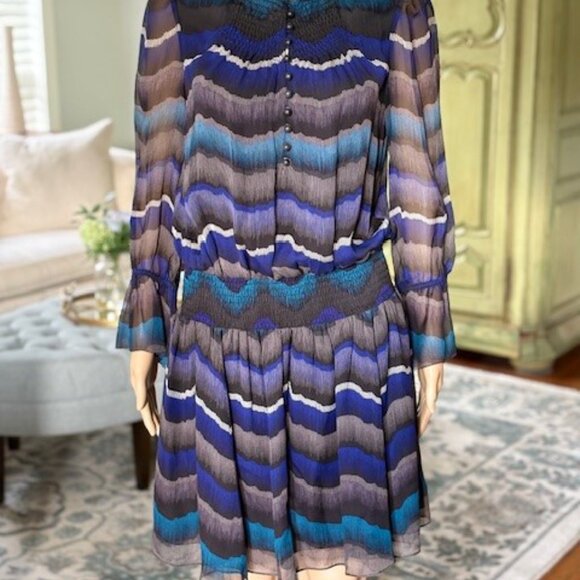 DVF KELLEY - Picture 2 of 5